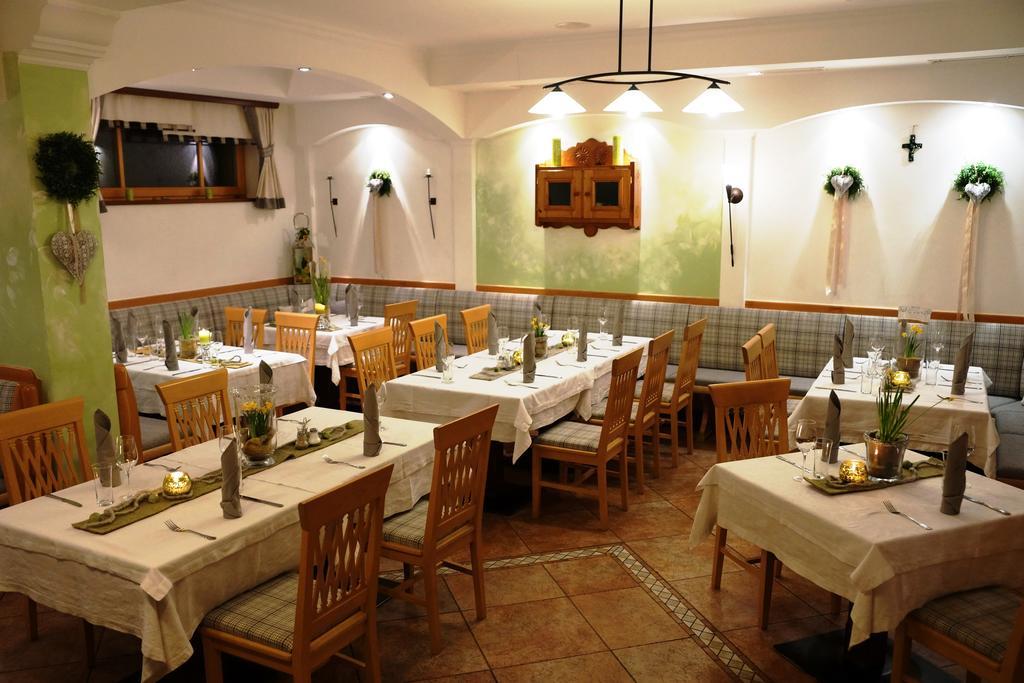 Gasthof Pension Perauer Lieserhofen Εξωτερικό φωτογραφία